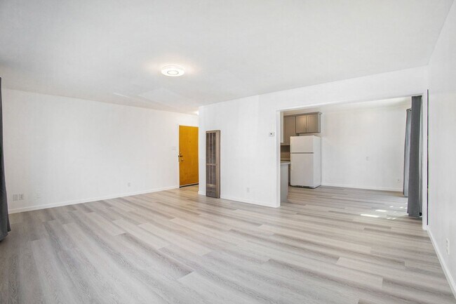 Building Photo - 1320 Lafayette St. #C - 2 bedroom | 1 bath...