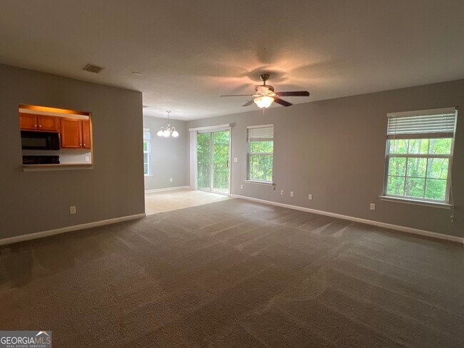 Foto del edificio - 118 Creekwood Cir
