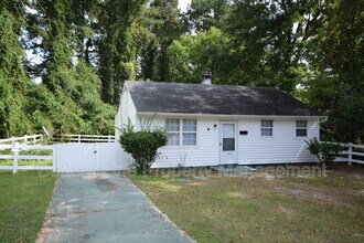 Building Photo - 1261 Thelbert Dr