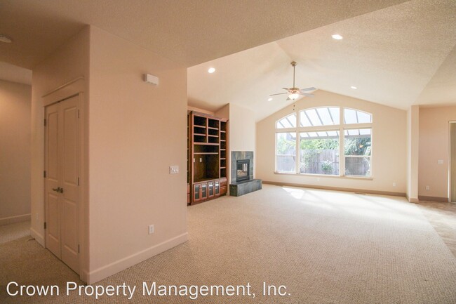 Building Photo - 3 br, 2 bath House - 3091 Kurt Dr NW