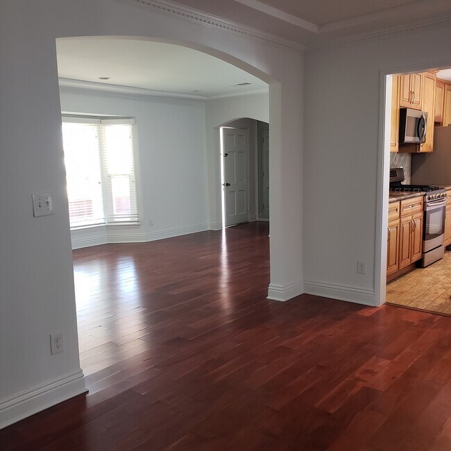 View of Living Room and Kitchen - 10966 Braddock Dr