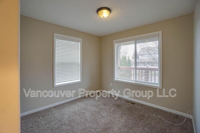 Building Photo - 1114 Division St