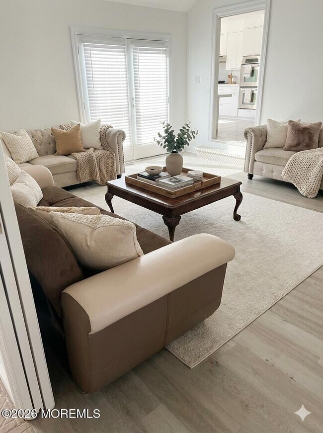 Building Photo - 402 Deal Rd