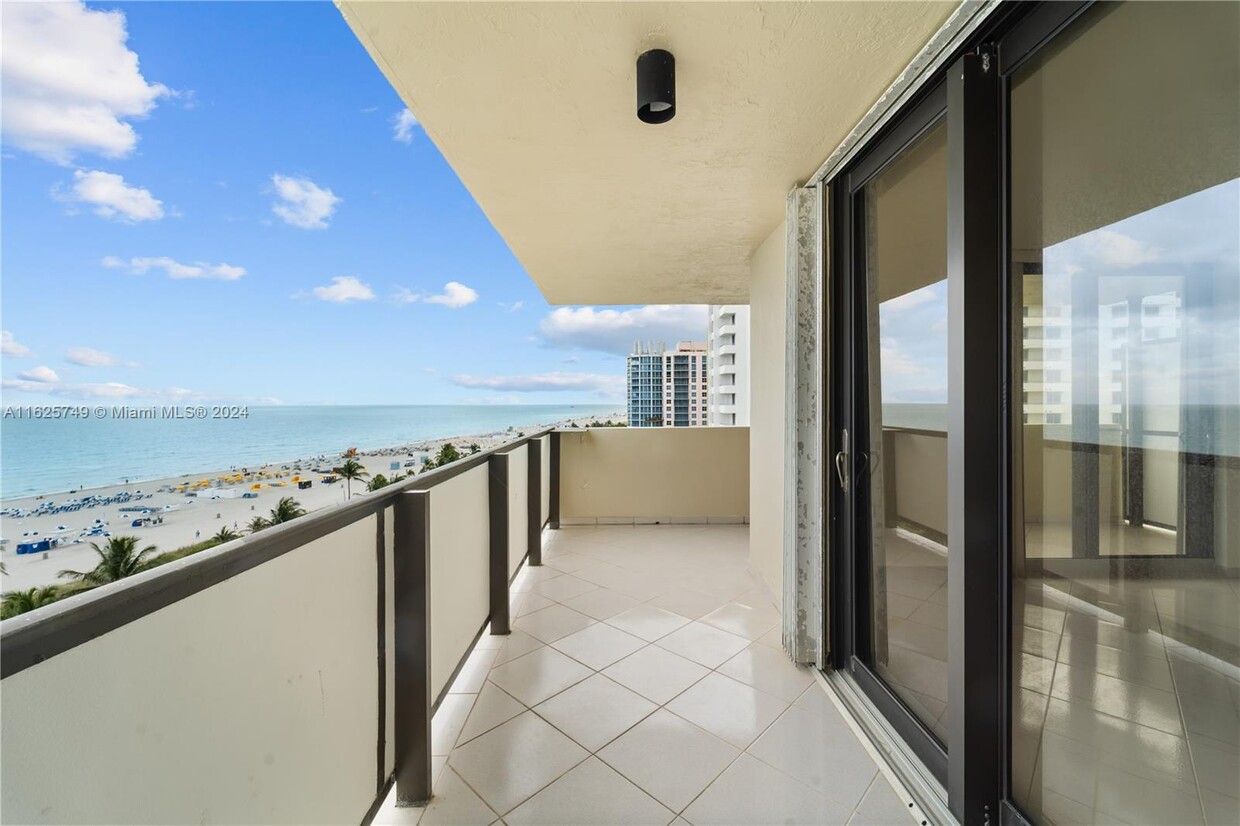 Foto principal - 1623 Collins Ave