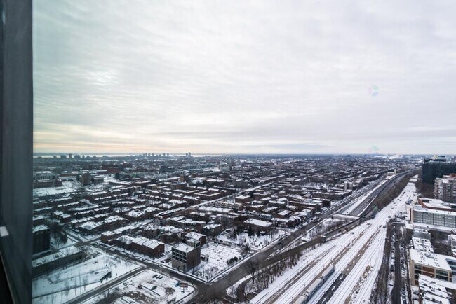 Photo du bâtiment - 1288 Av Des Canadiens-De-Montréal