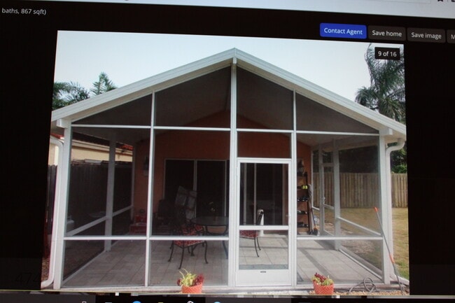 Building Photo - 4743 Clemens St