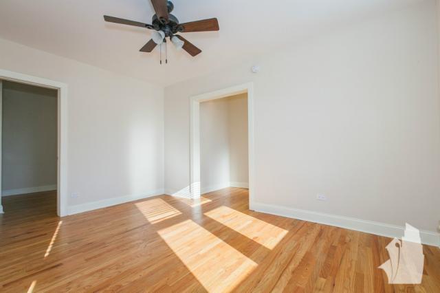 Building Photo - 1 bedroom in Chicago IL 60613