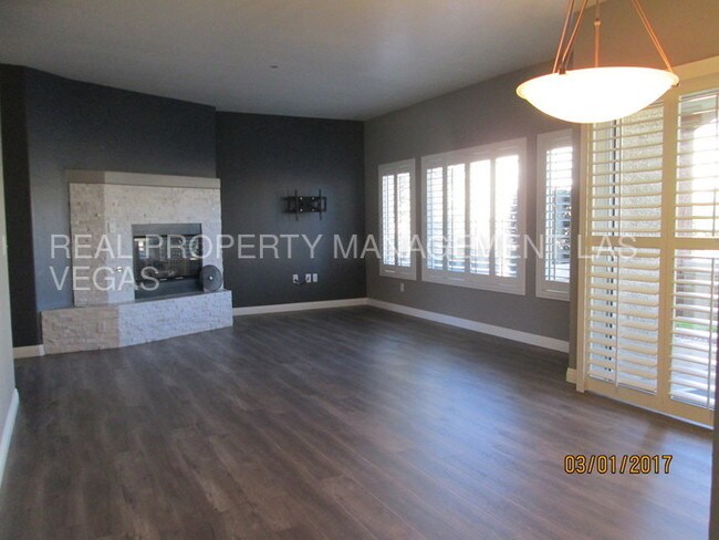 Building Photo - 830 Cozette Ct