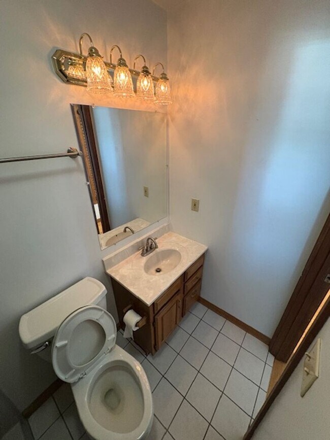 Foto del edificio - Beautiful Home in Peoria just off of University St. 3 Bedroom / 3.5 Bath