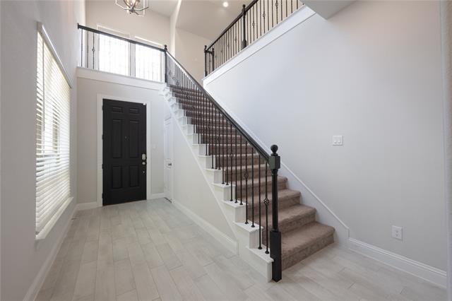 Building Photo - 4540 Refugio Dr