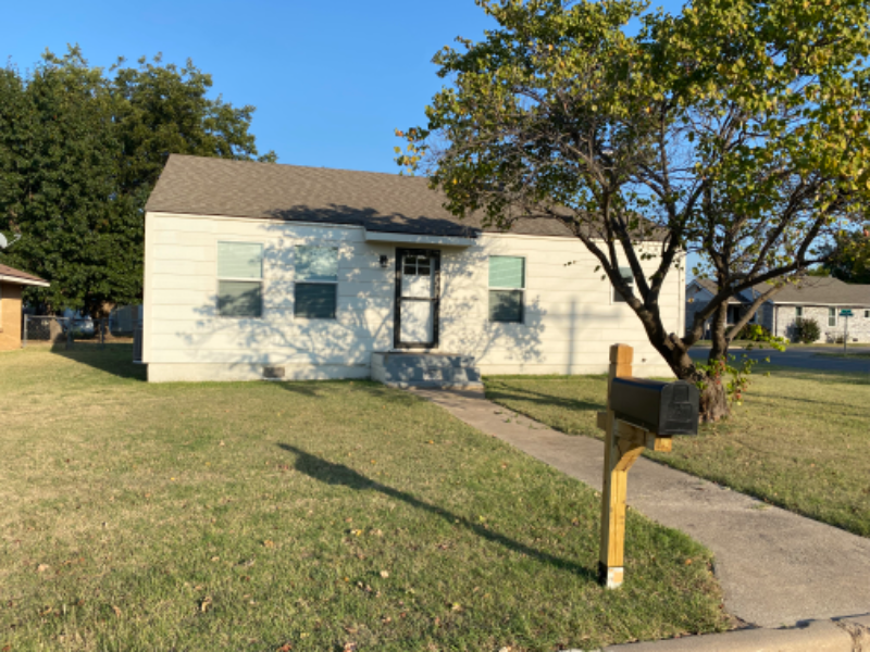 Primary Photo - 1350 S 2nd St