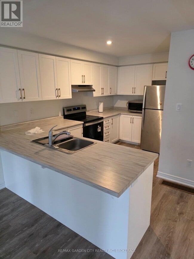 Building Photo - 62 Dryden Ln