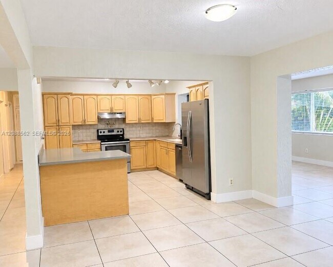 Foto del edificio - 320 NW 93rd Terrace