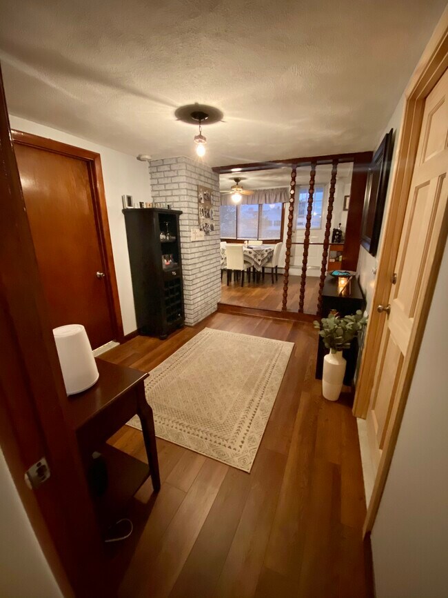 Building Photo - 14 Roma St