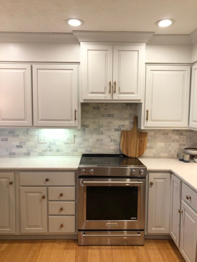 Building Photo - 2244 E Cape Cod Dr