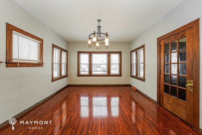 Building Photo - Spacious 3 Bedroom Home in Cleveland, OH