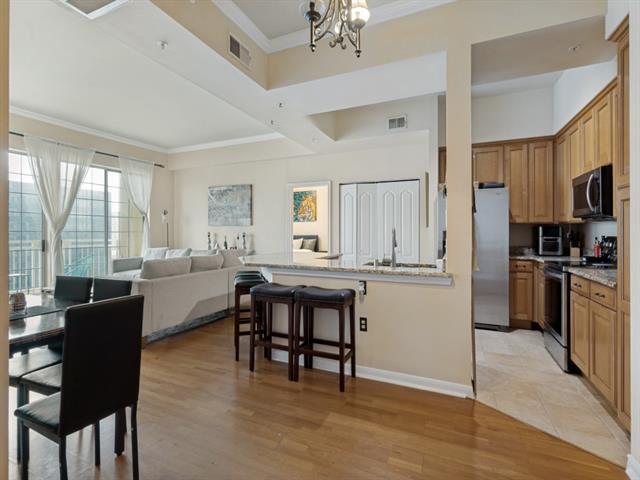 Foto del edificio - 3225 Turtle Creek Blvd
