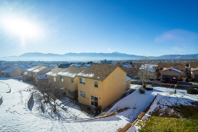 Building Photo - 672 Bosque Vista Point