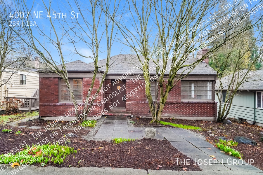 Photo - 4007 NE 45th St-