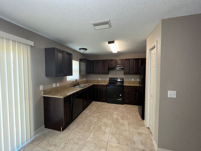 Foto del edificio - 3 BD/2BA Home in Beautiful Ocala!!!