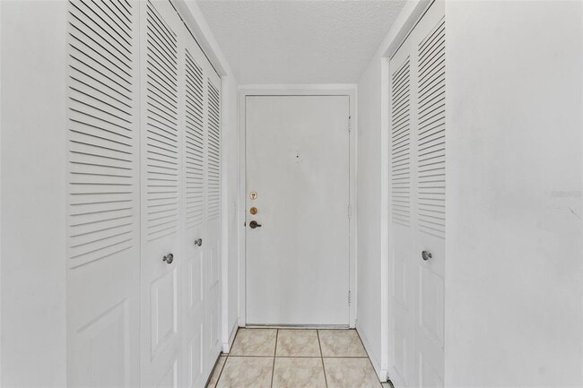 Building Photo - 6158 Palma Del Mar Blvd S