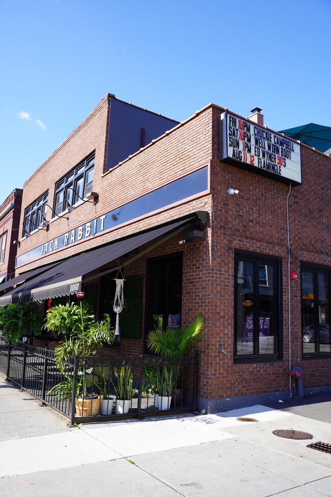 Jack Rabbit - Whitesand Properties: Elmwood Village