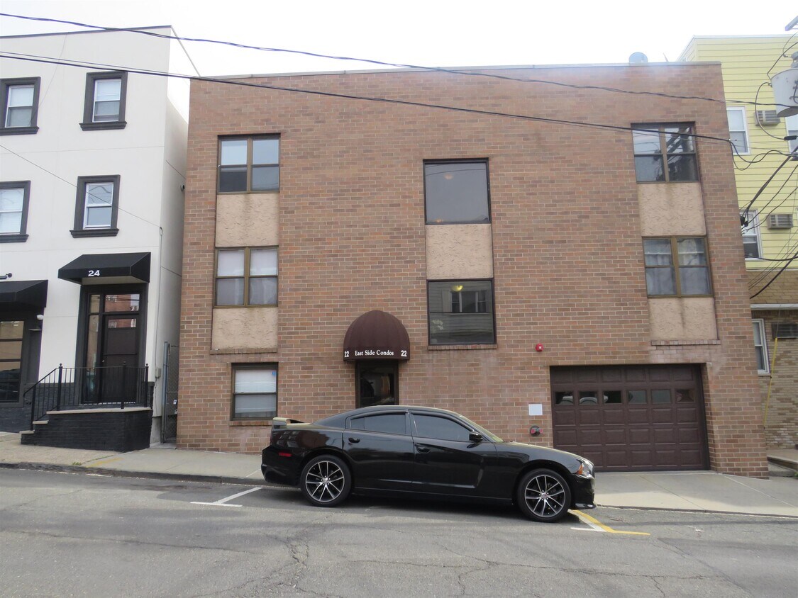 Foto principal - 22 69th St