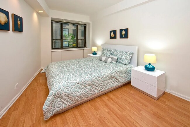 Foto del edificio - 210 E 47th St