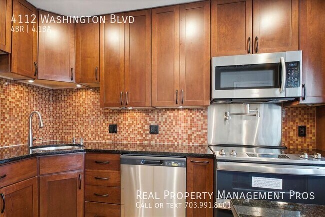 Foto del edificio - 4112 Washington Blvd
