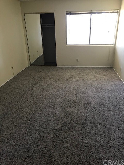 Foto del edificio - 278 N Wilshire Ave