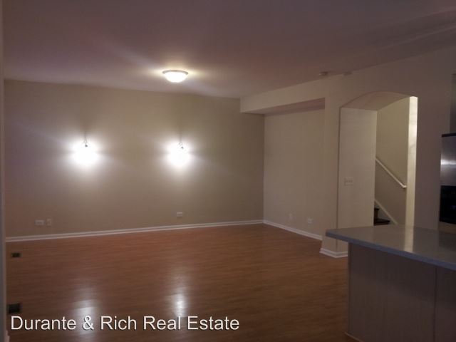 Building Photo - 1475 W Remington Ln