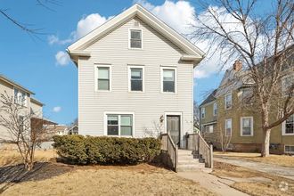 Building Photo - 181 E 1st St
