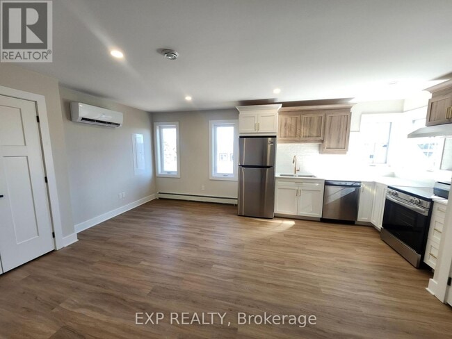 Building Photo - 349 Pine Hill Rd