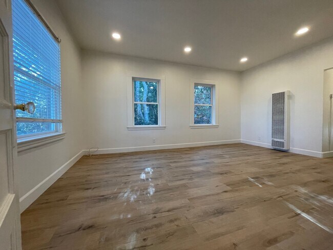 Foto del edificio - 691 5th St W