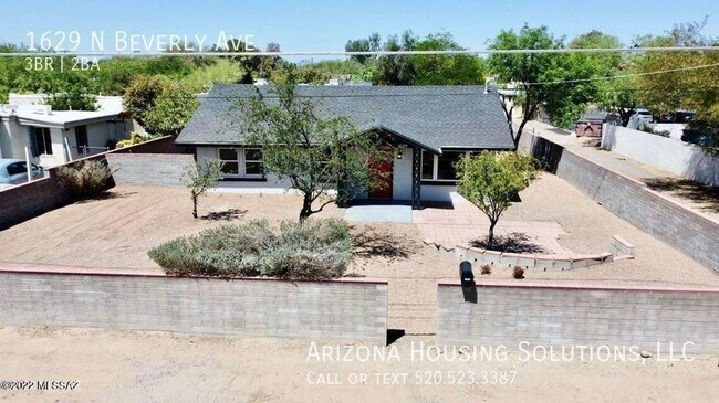 Foto del edificio - Remodeled 3 Bedroom in Central Tucson