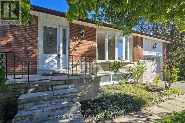 Photo du bâtiment - 629 Park Rd N