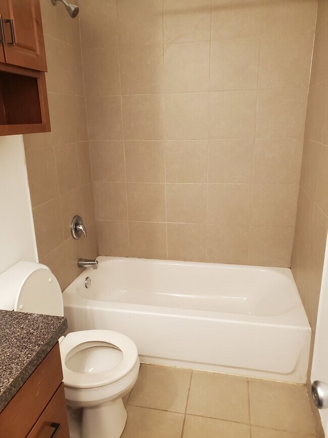 Foto del edificio - 7725 Woodward Ave