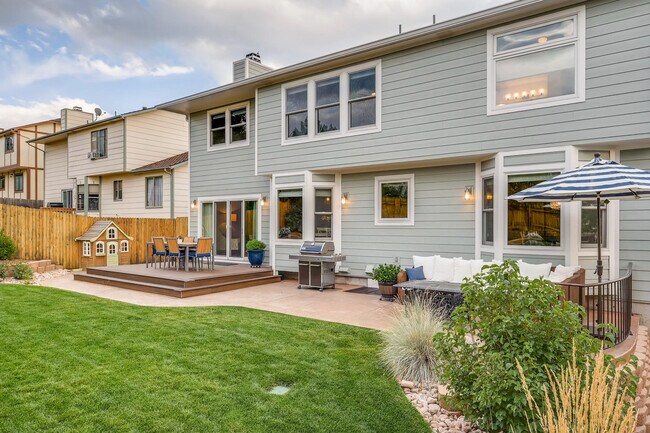 Back Yard - 2750 Boleyn Dr