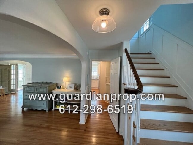 Foto del edificio - Highland Park House Available December 1st...