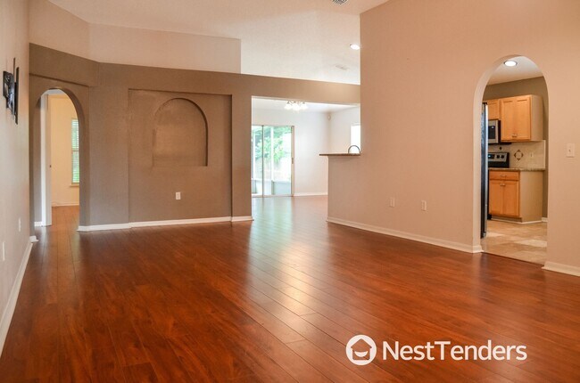 Foto del edificio - Four Bedrooms in Hickory Hill!