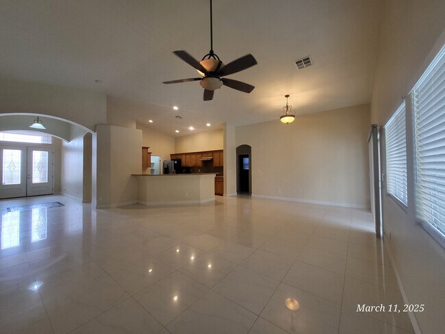 Foto del edificio - 116 Whitetail Archery Ave