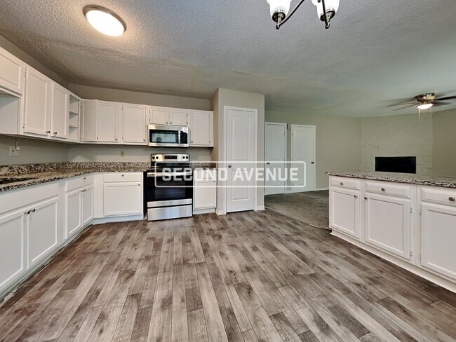 Foto del edificio - 2787 Lower Fayetteville RD