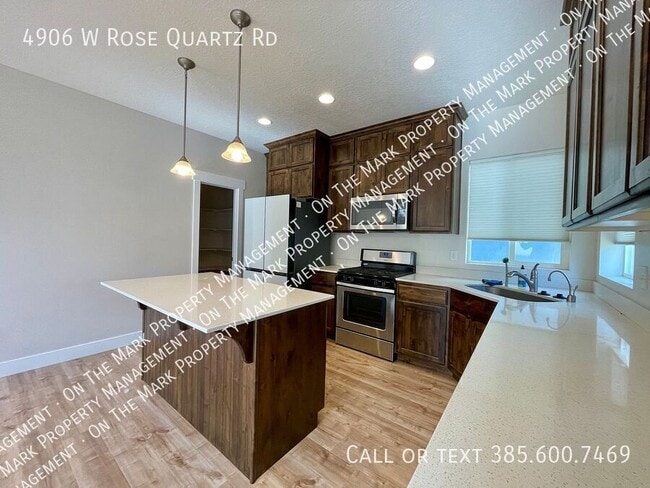 Foto del edificio - 4906 W Rose Quartz