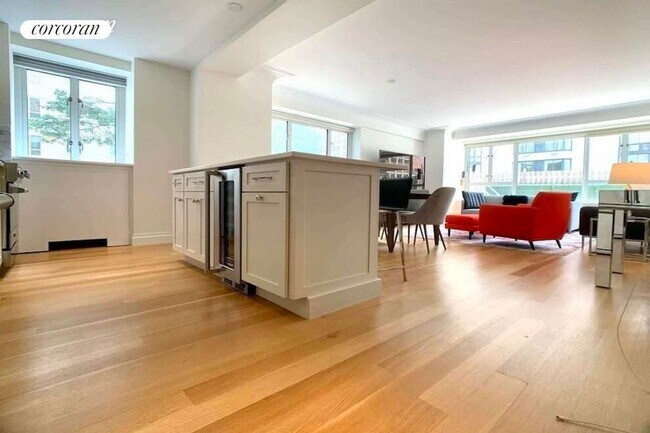 Foto del edificio - 220 E 66th St