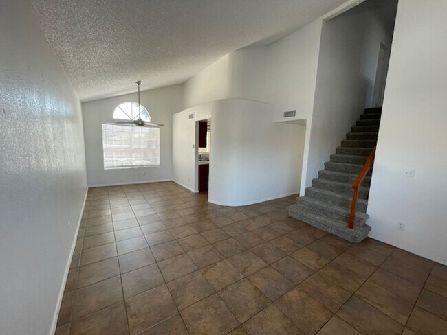 Building Photo - Tempe 3 bdrm 2.5 bath Home (Kyrene & Guada...