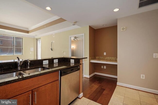 Building Photo - 8191 Strawberry Ln
