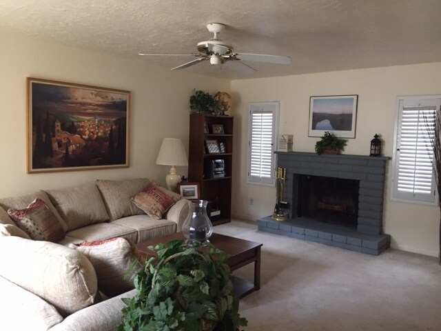 Foto del edificio - 8563 E Garfield St