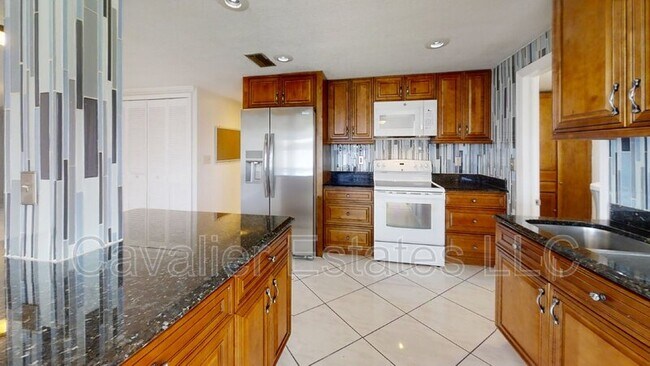Building Photo - 3533 Calera Dr