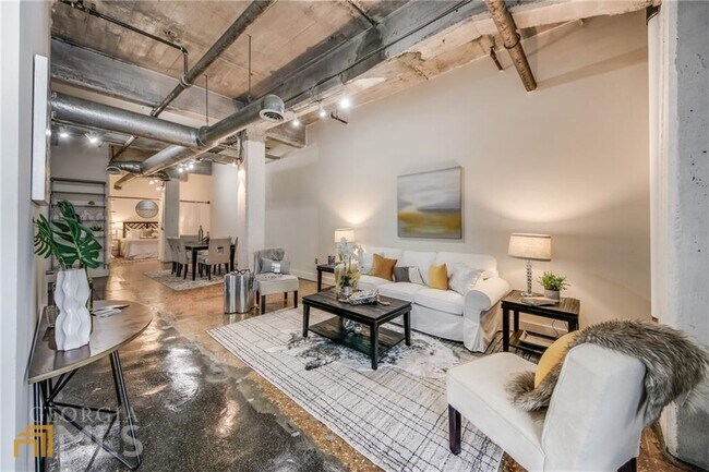 Foto del edificio - 659 Auburn Ave NE