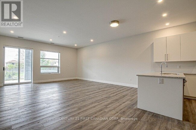Building Photo - 1696 Fiddlehead Pl